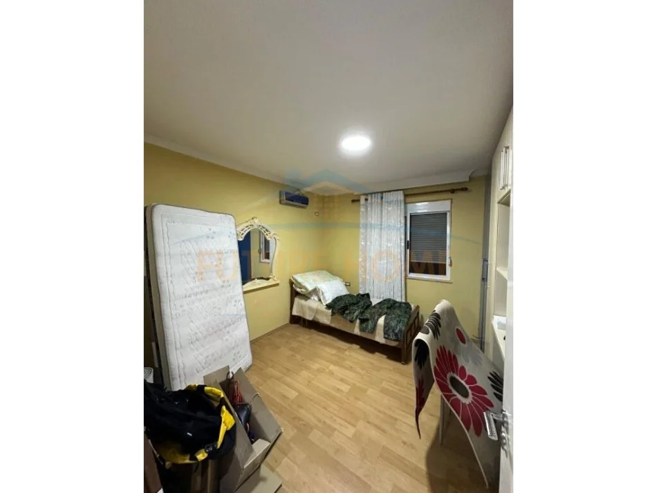 Tirane, shitet apartament 2+1 Kati 2, 59 m² 135.000 € (Ish Parku)