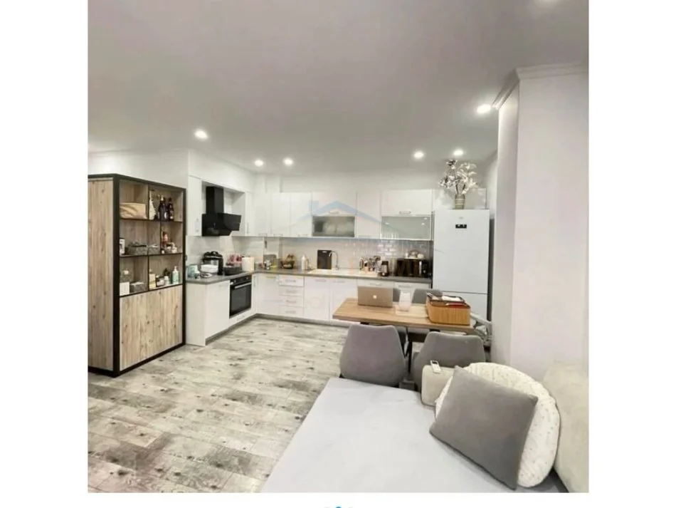 Tirane, shitet apartament 2+1 Kati 2, 78 m² 148.000 € (Don Bosko)