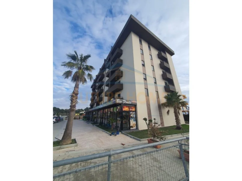 Durres, shitet apartament 1+1+Ballkon Kati 5, 67 m² 95.000 € (mali i robit)