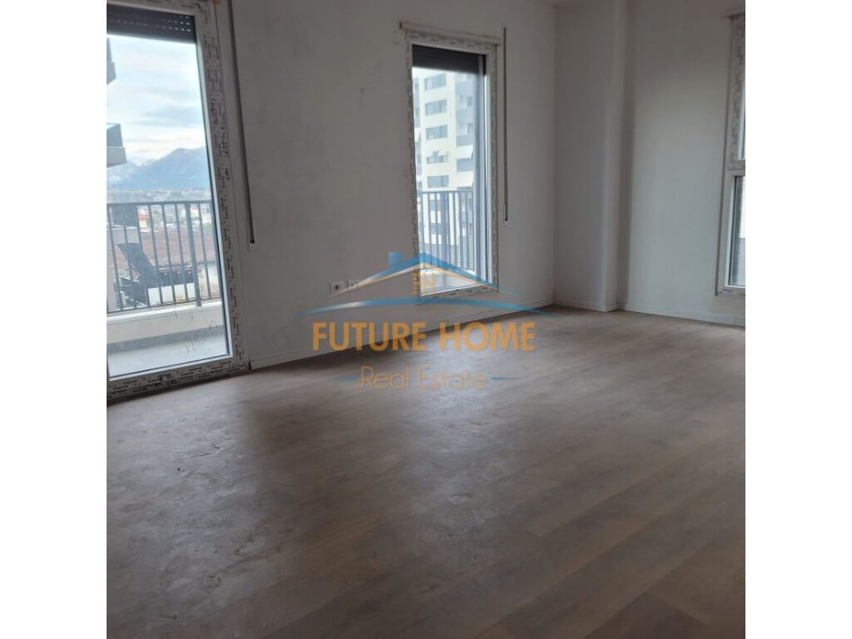 Tirane, shitet apartament 2+1 Kati 3, 100 m² 170.000 € (DON BOSKO)  ELT48283