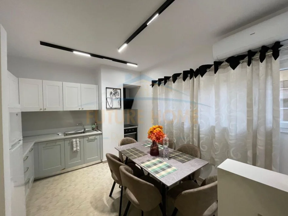 Durres, shitet apartament 2+1+Ballkon Kati 4, 100 m² 165.000 € (vollga)