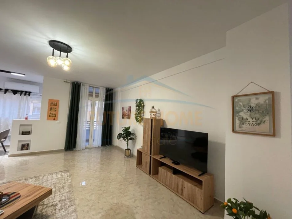 Durres, shitet apartament 2+1+Ballkon Kati 4, 100 m² 165.000 € (vollga)