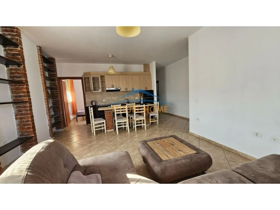 Tirane, shitet apartament 3+1+Ballkon Kati 9, 105 m² 130.000 € (misto mame)