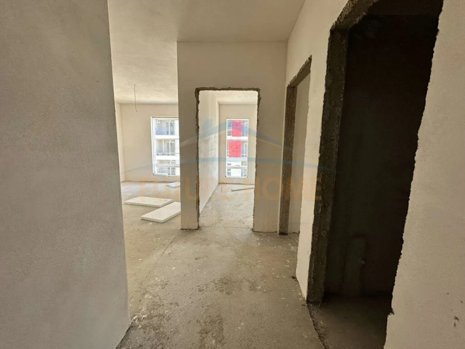 Tirane, shitet apartament 2+1 Kati 3, 90 m² 98600€ (UNIVERS CITY, QTU)