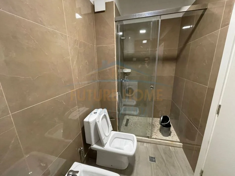 Tirane, jepet me qera apartament 2+1 Kati 2, (ali demi)