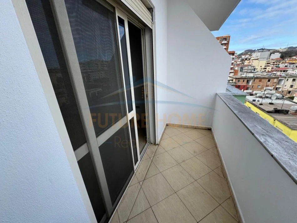 Durres, shitet apartament 2+1+Ballkon Kati 6, 100 m² 120.000 € (qender dures)