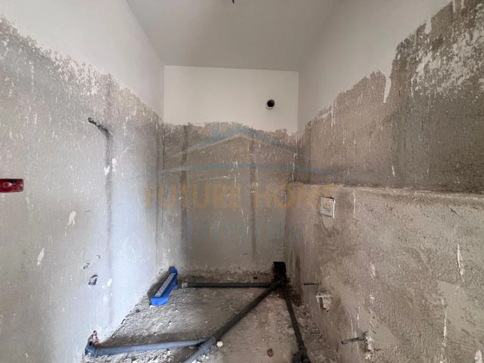 Tirane, shitet apartament 2+1 Kati 1, 93 m² 140.000 € (Yzberisht)