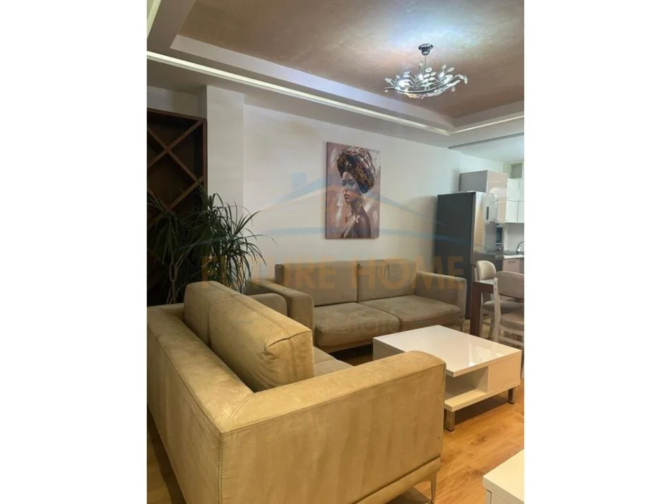 Durres, shitet apartament 2+1 Kati 7, 80 m² 165.000 € (QENDER DURRES)