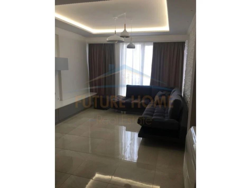 Tirane, shitet apartament 2+1+Ballkon Kati 3, 105 m² 250.000 € (selvia)