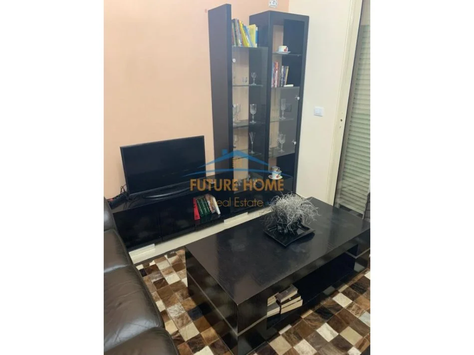 Tirane, jepet me qera apartament 2+1 Kati 5, 85 m² 450 € (Astir)