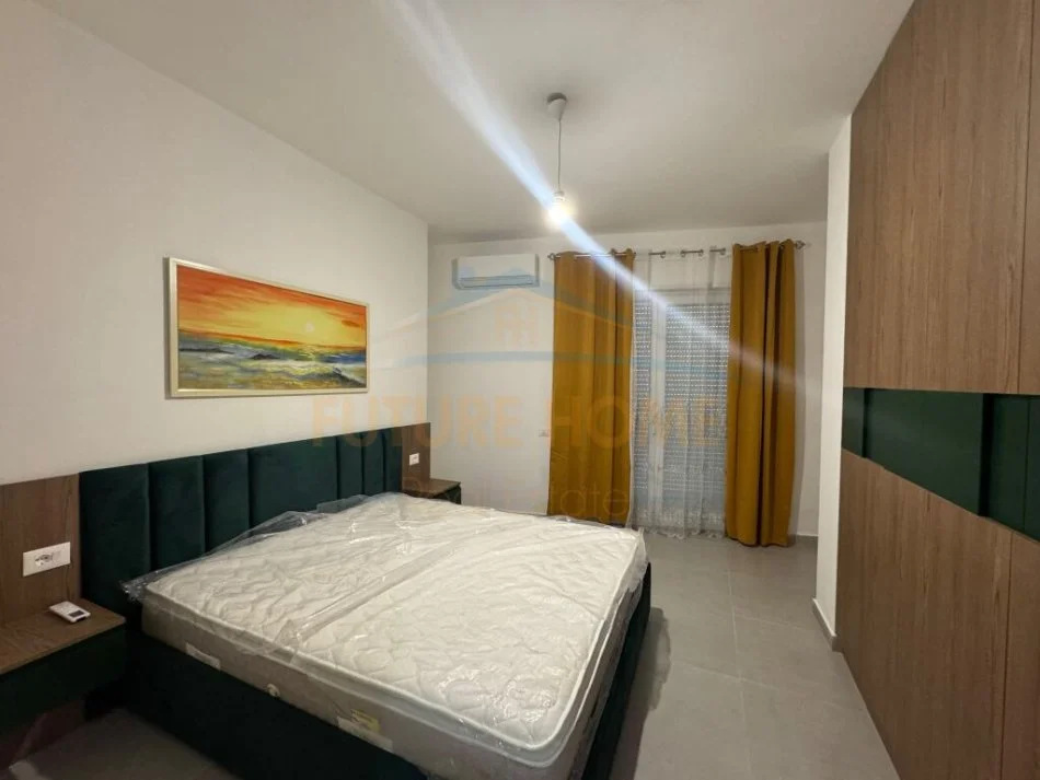 Tirane, jepet me qera apartament 2+1 Kati 5, 91 m² 750 € (Mine Peza)