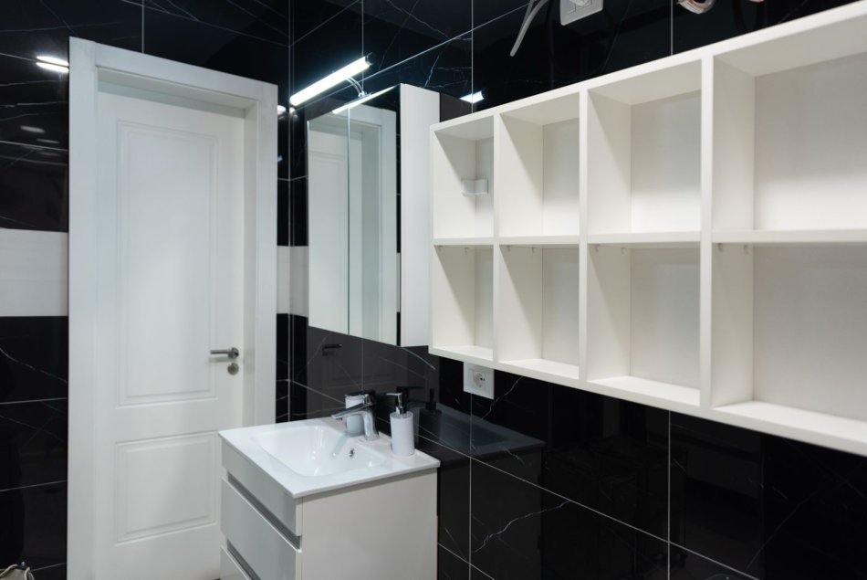 Tirane, jepet me qira apartament 2+1 Kati 12, 95 m² 900 € (Stacioni i Trenit)