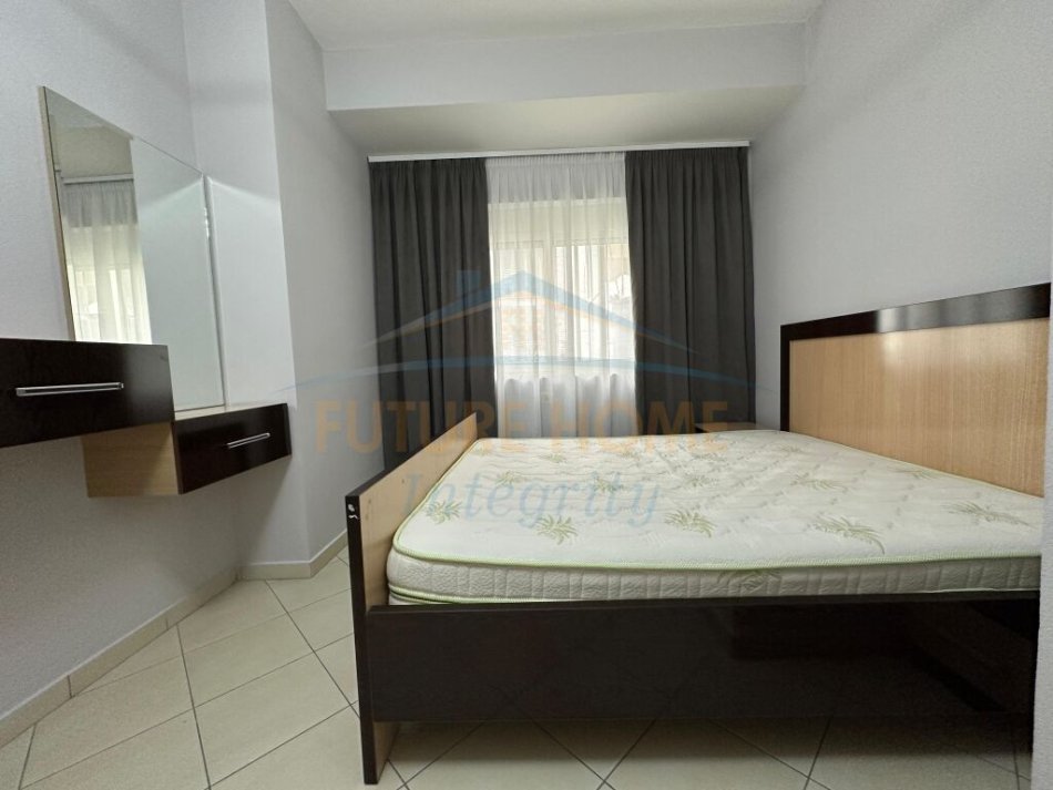 Tirane, shitet apartament 2+1 Kati 2, 114 m² 142.000 € (Yzberisht)