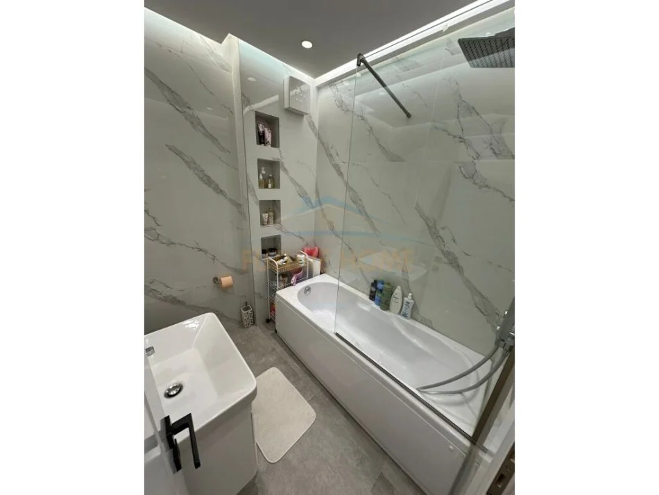 Shitje, Apartament 2+1, në zonën e Kodrës Diellit, Tiranë