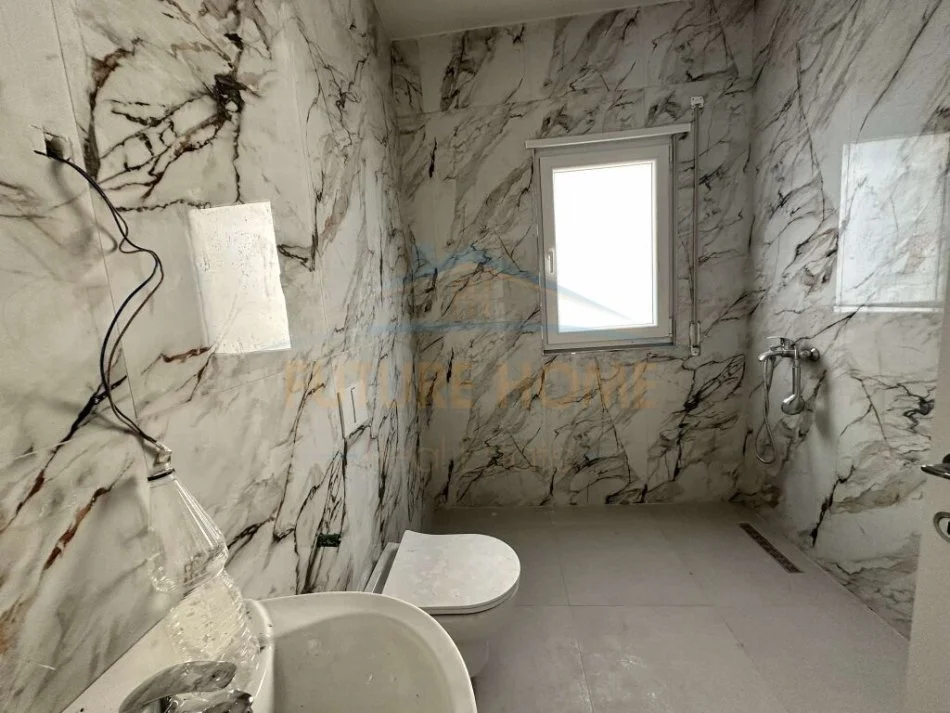 Tirane, shitet apartament 2+1 Kati 7, 113 m² 214.000 € (Rruga Bardhyl)