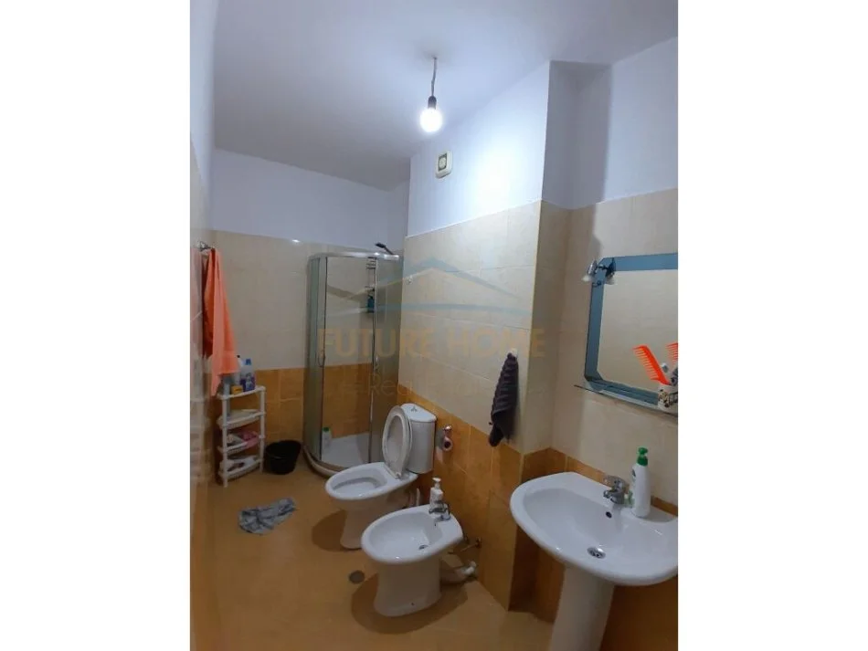 Tirane, shitet apartament 1+1 Kati 2, 69 m² 79.000 € (Fresk)