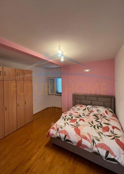 ALF48826 Tirane, jepet me qera Vile 2+1 Kati 3, 85 m² 450 € (Sauk i Ri)