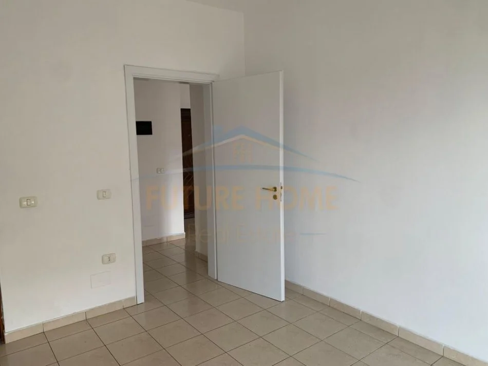 Durres, shitet apartament 2+1 Kati 7, 90 m² 116.000 € (Muzeumi Durres)