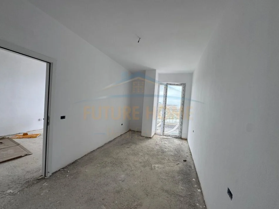 Durres, shitet apartament 1+1+Ballkon Kati 7, 81 m² 117.450 € (QERRET)