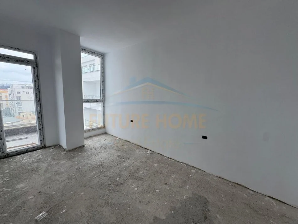 Durres, shitet apartament 1+1+Ballkon Kati 7, 67 m² 97.150 € (QERRET)