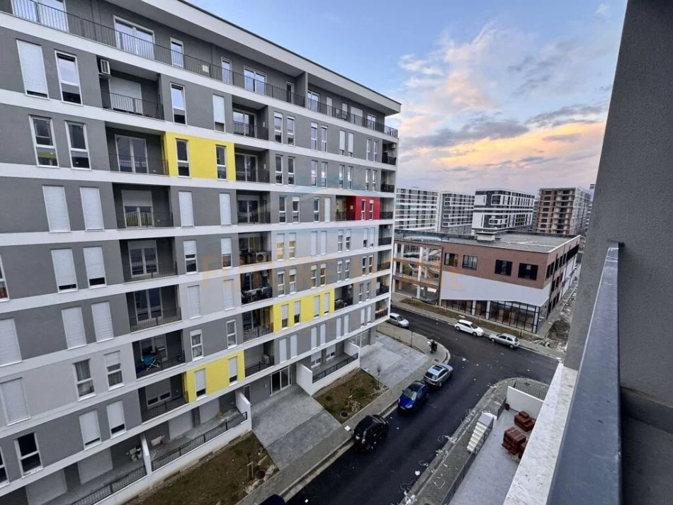 Tirane, shitet apartament 2+1 Kati 5, 87 m² 93.000 € (KOMPLEKSI UNIVERS CITY, QTU)