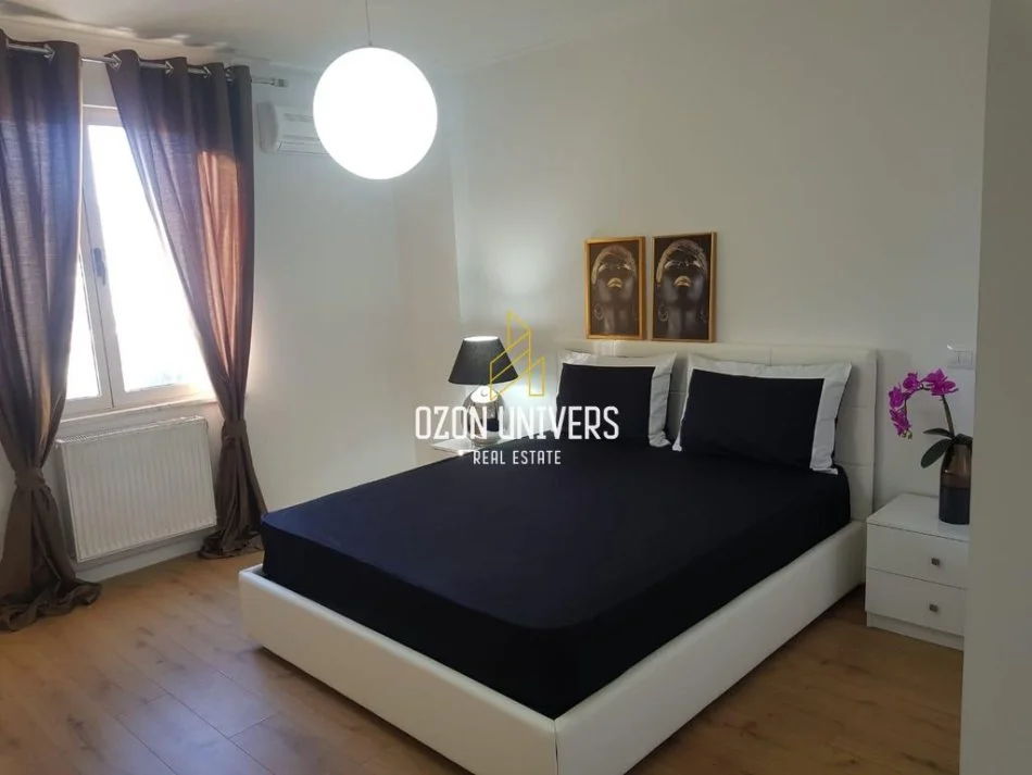 Tirane, jepet me qera apartament 2+1 Kati 9, 107 m² 850 € (Rruga e Kosovareve)