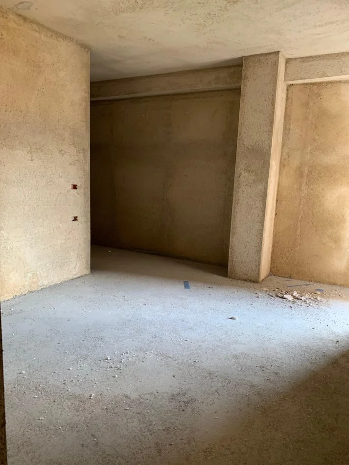 Tirane, shitet apartament 2+1+Ballkon Kati 4, 121 m² 182.500 € (Dritan Hoxha)