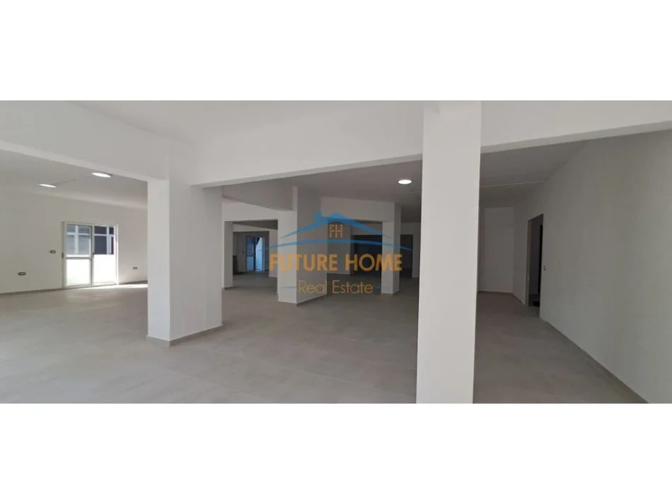 Tirane, jepet me qera ambjent biznesi Kati 0, 950 m² 6.500 € (Dritan Hoxha)