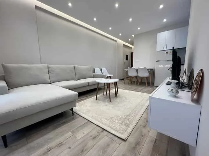 Tirane, shitet apartament 1+1 Kati 2, 54 m² 165.000 € 