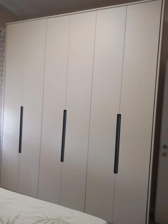 Tirane, jepet me qera apartament 2+1+BLK Kati 3, 92 m² 55.000 Leke (RrUGA BULEVARDI GJERGJ FISHTA)