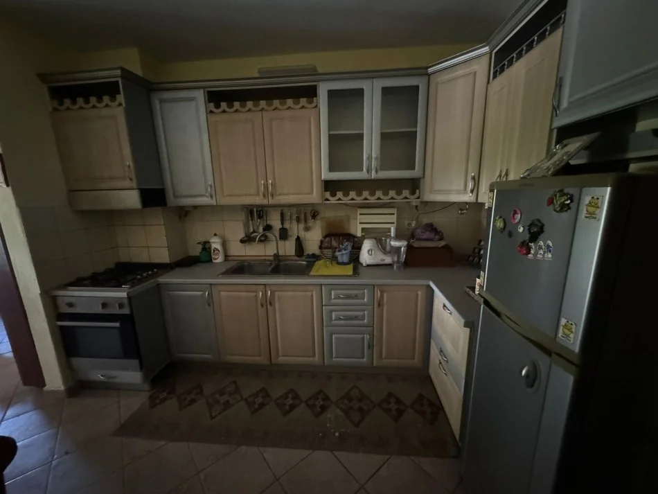 Durres, shitet apartament 2+1 Kati 3, 70 m² 77.000 € (Shkembi Kavajes)