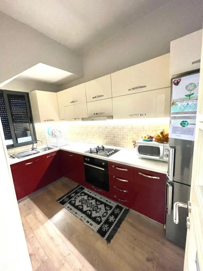 Tirane, shitet Vile 3 Katshe Kati 3, 840 m² (amerikan 2)