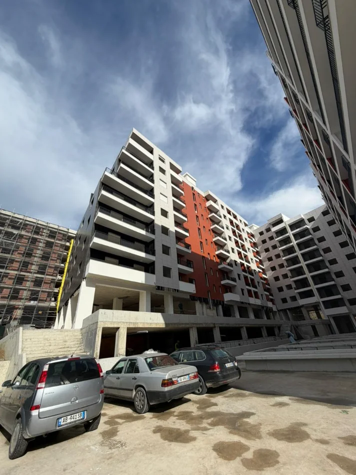 Tirane, shitet apartament 1+1 Kati 3, 71 m² 82.000 € (SPACE CITY)
