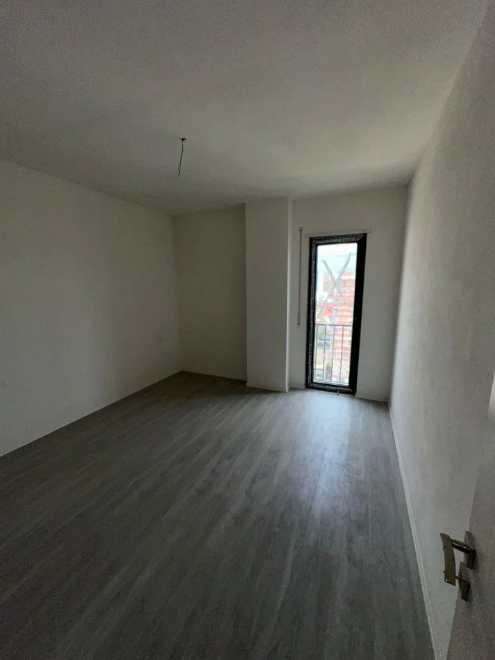 Tirane, shitet apartament 2+1 Kati 6, 109 m² 135.700 € (Astir)