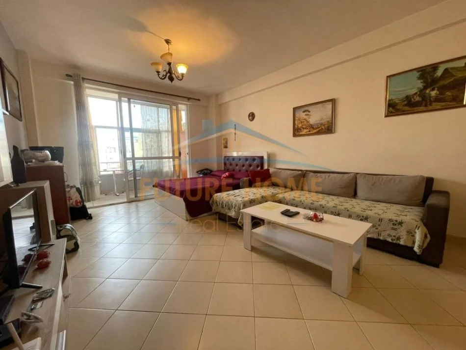 Tirane, shitet garsonier 1+1 Kati 7, 58 m² 75.000 € (UNAZA E RE)