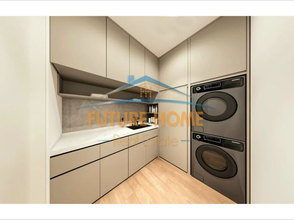 Tirane, shitet apartament Kati 1, 214 m² 400.000 € (LIQENI I THATE)