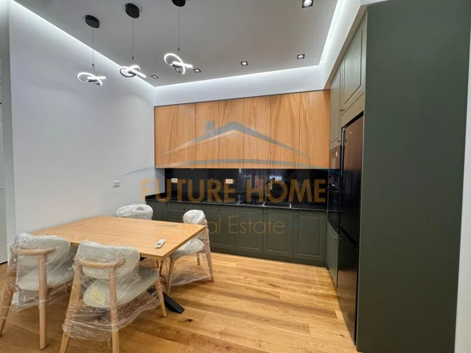 Tirane, jepet me qera apartament 2+1+Aneks+Ballkon Kati 7, 114 m² 1.500 € (Rruga e Kavajes tek Delijorgji)