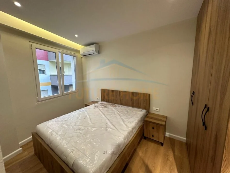 Tirane, jap me qera apartament 1+1+Ballkon Kati 2, 47 m² 550 € (Kopshti Zoologjik)