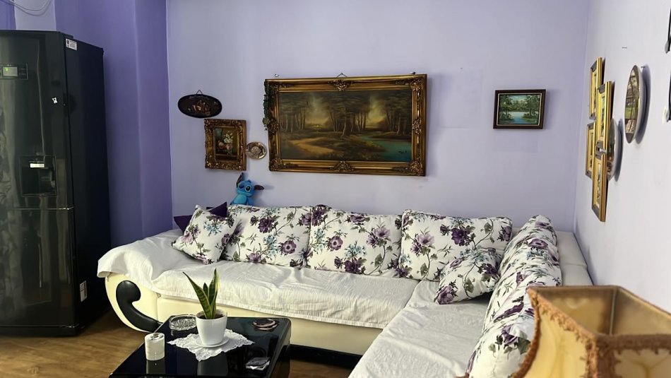 Tirane, jepet me qera apartament 2+1+Ballkon Kati 3, 100 m² 600 € (Kodra e Diellit)