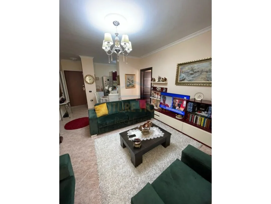 Tirane, shitet apartament 2+1 Kati 1, 78 m² 125.000 € (Tregu Elektrik)