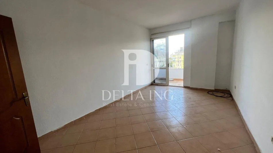 Tirane, shitet apartament 2+1+Aneks+Ballkon Kati 9, 95 m² 175.000 € (Rruga Kosovareve)