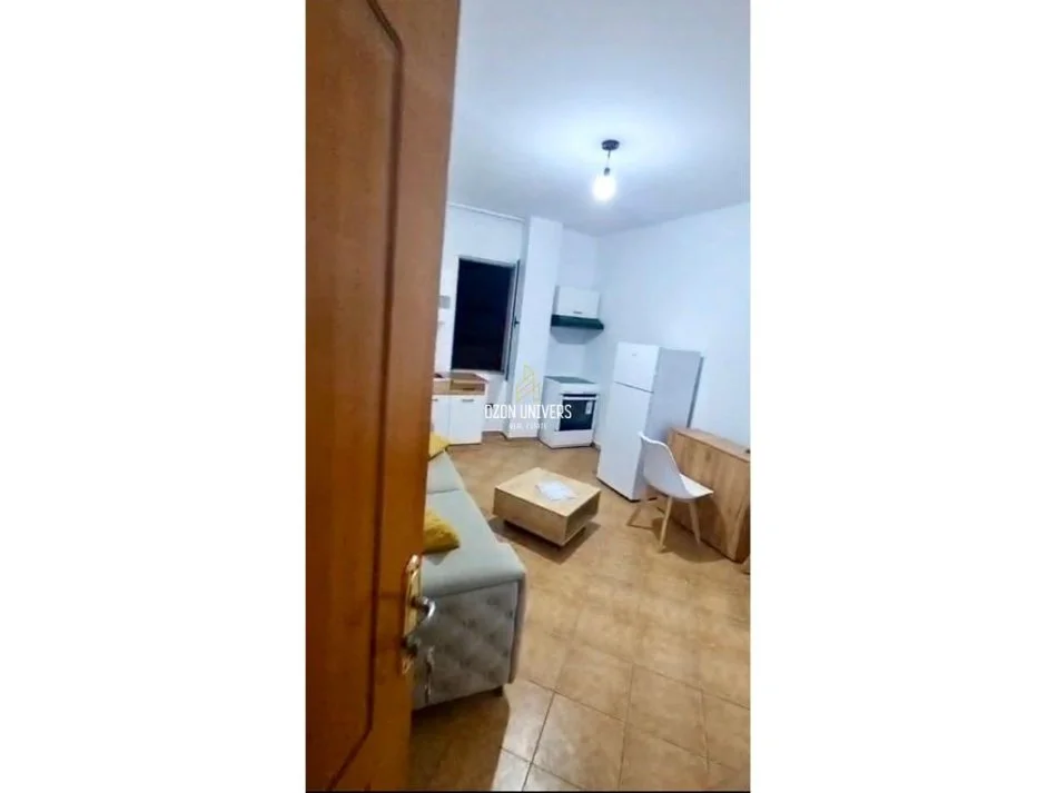 Tirane, shitet apartament 3+1 Kati 2, 128 m² 145.000 € (Fresku)