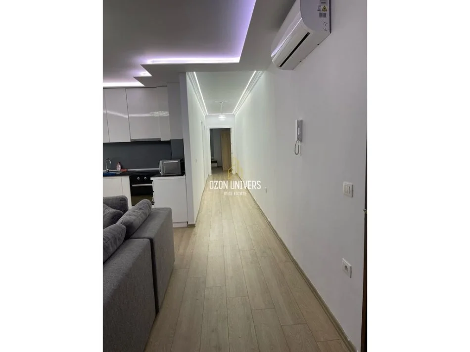 Tirane, shitet apartament 2+1 Kati 2, 103 m² 250.000 € (Pazari I RI)