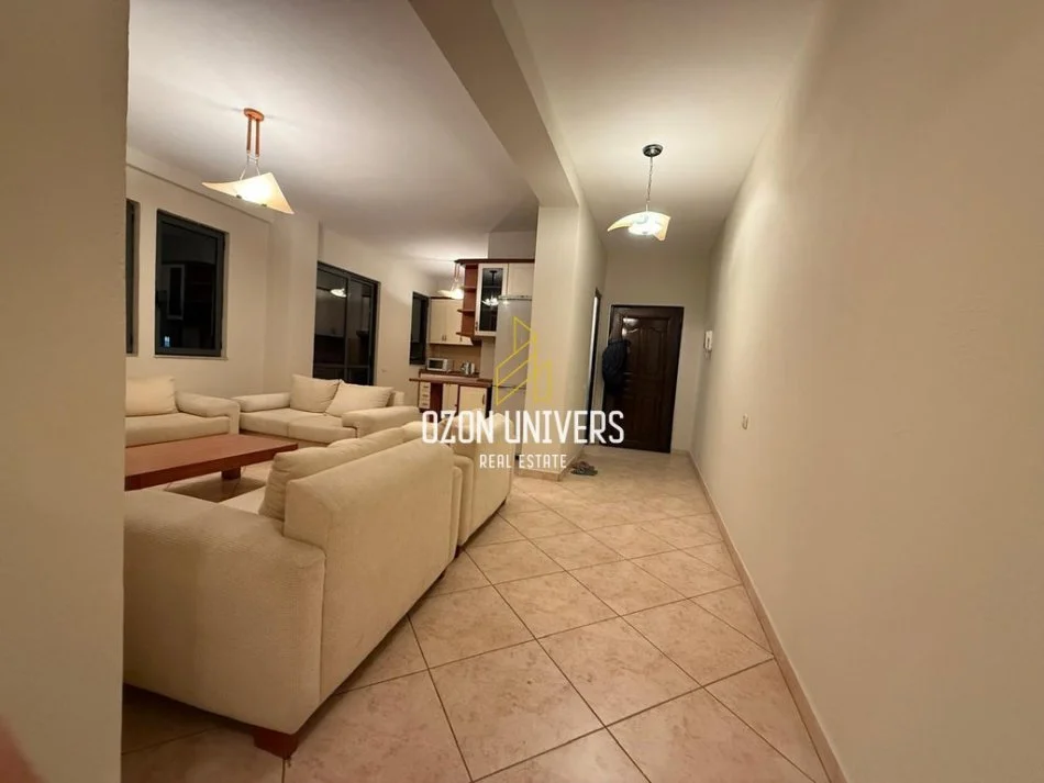 Tirane, jepet me qera apartament 2+1 Kati 6, 120 m² 800 € (Ish Parku)