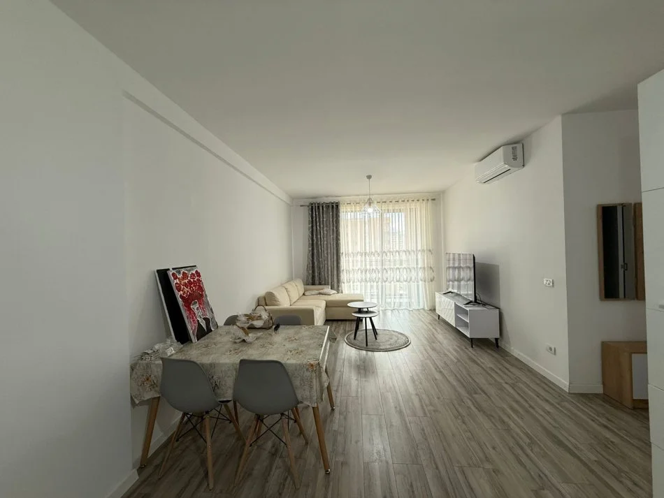 Tirane, jepet me qera apartament 2+1 Kati 4, 108 m² 650 € (FUTURE HOME REZIDENCE)
