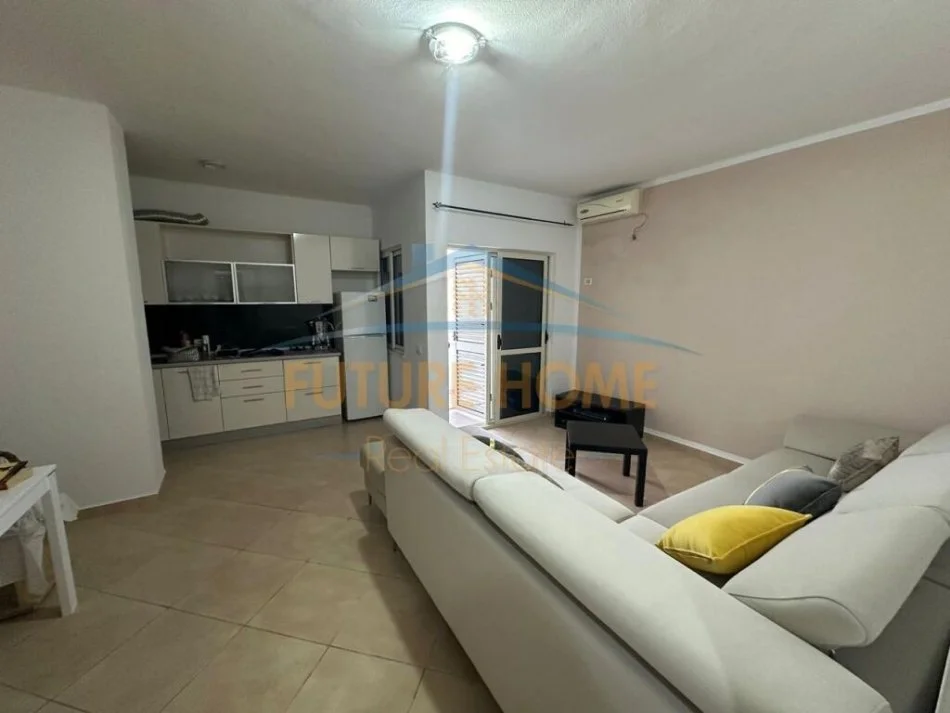 Durres, shitet apartament 1+1 Kati 5, 64 m² 85.000 € (Lagjia 6, Durres)