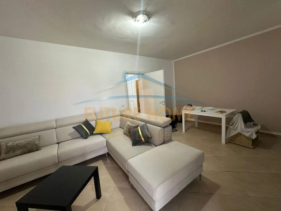 Durres, shitet apartament 1+1 Kati 5, 64 m² 85.000 € (Lagjia 6, Durres)