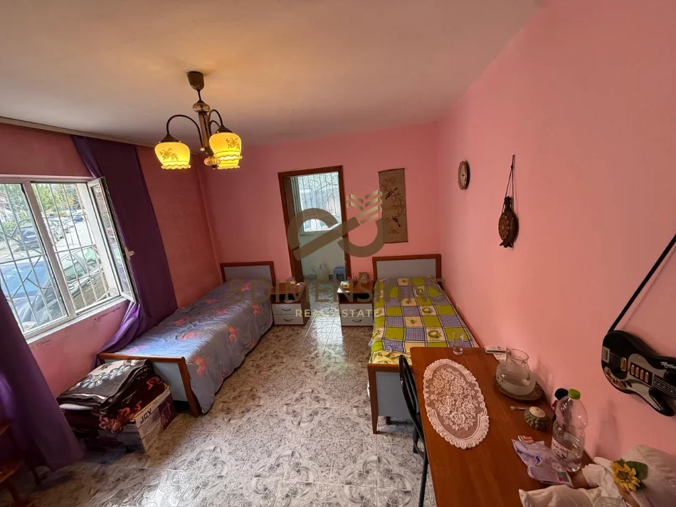 Tirane, shitet apartament 3+1+Ballkon Kati 1, 155 m² 217.000 € (don bosko)