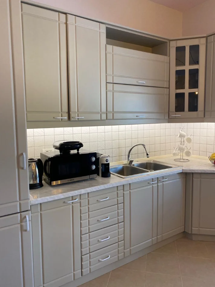 Durres, jepet me qera apartament 1+1 Kati 6, 70 m² 450 €