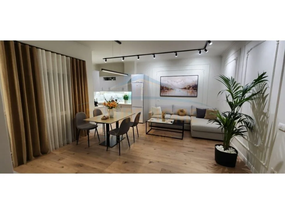 Plazh Iliria, shitet apartament 1+1 Kati 5, 68 m² 115.000 € (Durres)